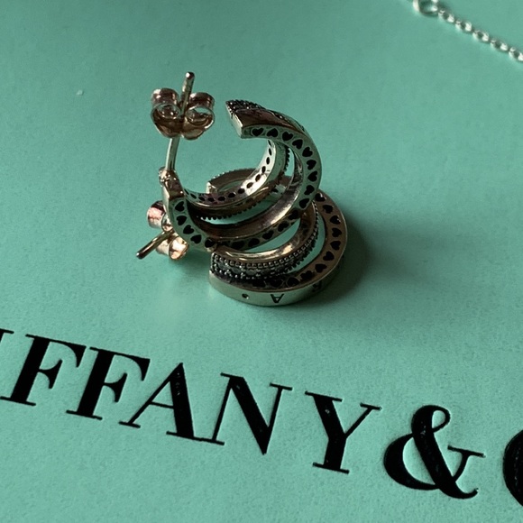 Pandora Double Hoop Earrings and gift boxes - Picture 4 of 11